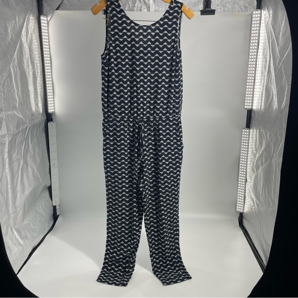 Old Navy Black and white geometric Minimalist Ankle  jumpsuit Small - Picture 4 of 14